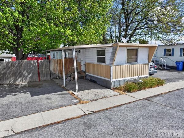 925 Wilson Avenue, Unit 17, POCATELLO, ID 83201
