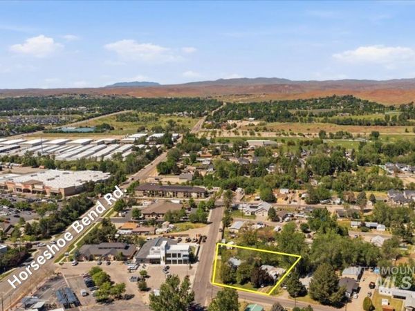 7700 N Jennie Ln & 10426 W Claudia Road, Boise, ID 83714