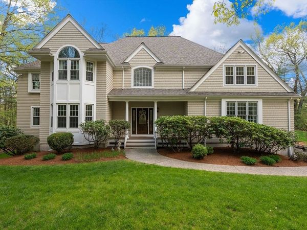 11 Pettees Pond Lane, Westwood, MA 02090