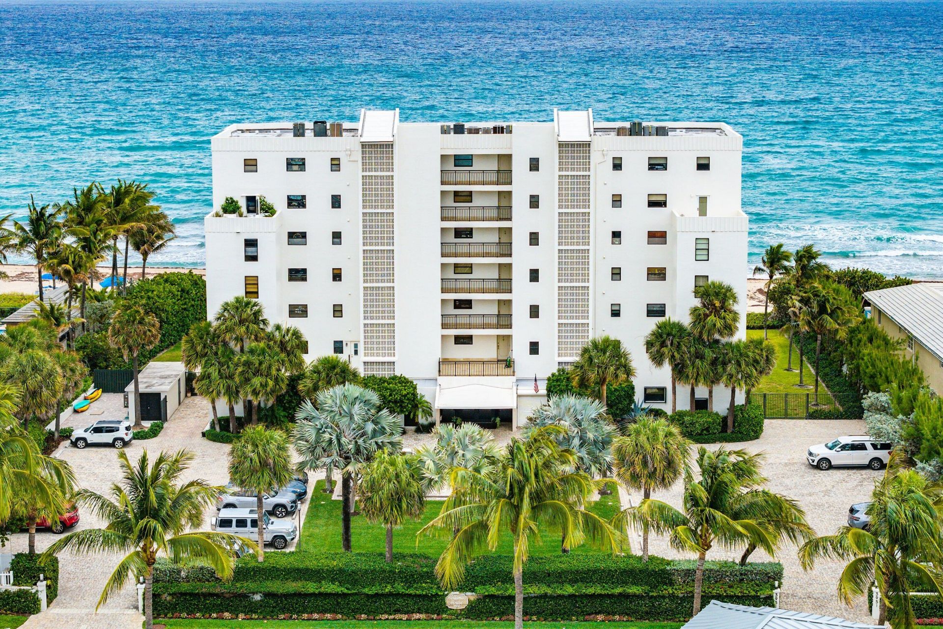 3951 N Ocean Boulevard, Unit 101, Gulf Stream, FL 33483 Photo
