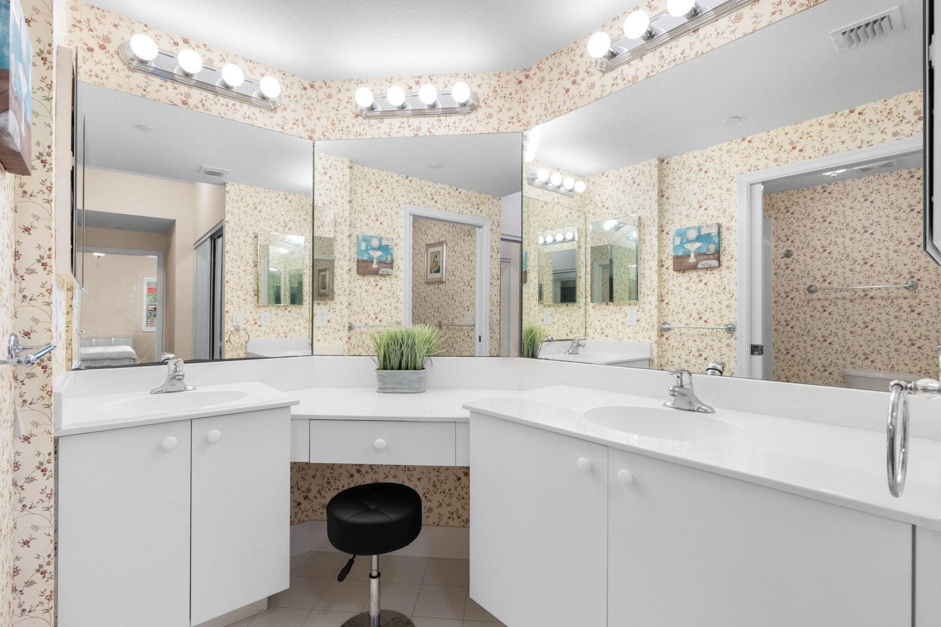 7735 Yardley Drive, Tamarac, FL 33321 Photo