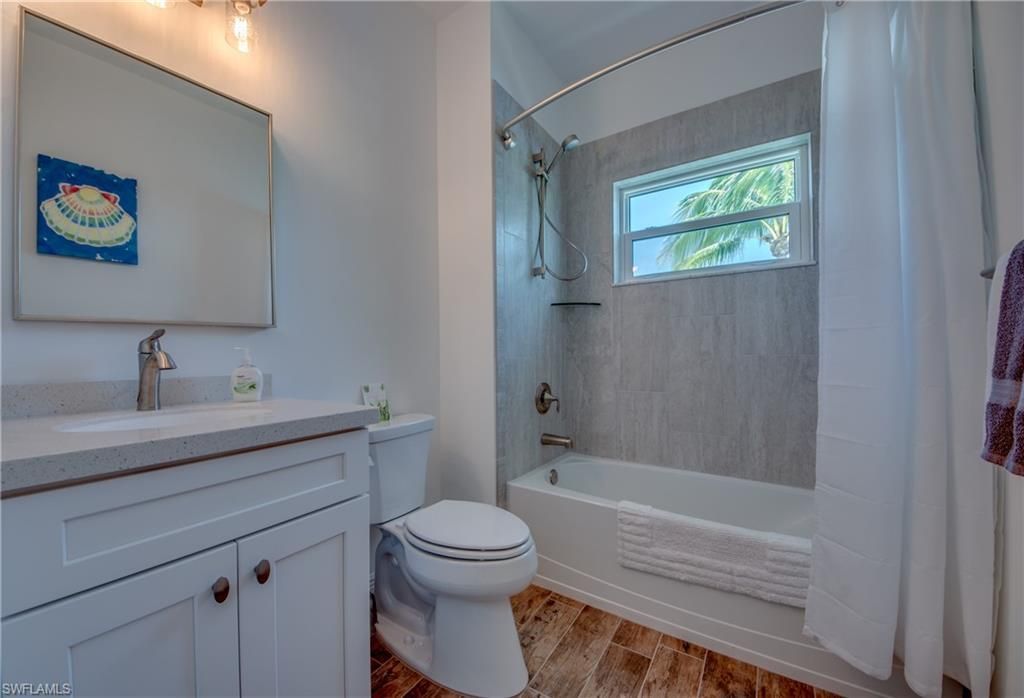 2579 Third St , Matlacha, FL 33993 Photo