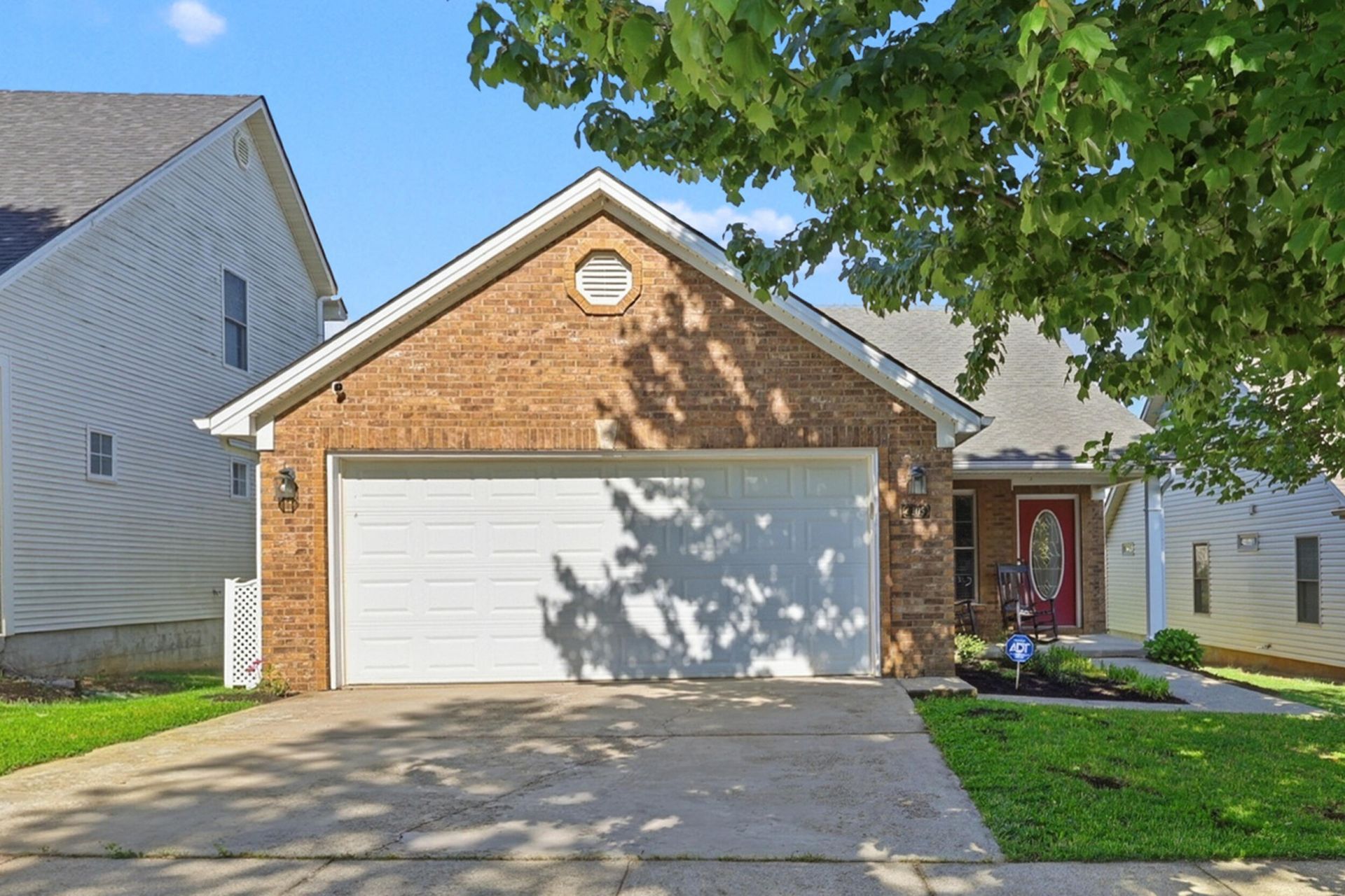 205 Gauley Lane, Lexington, KY 40511 Main Photo