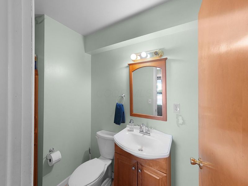 1766 Ferris Road , Columbus, OH 43224 Photo 11