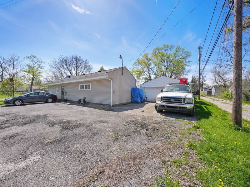 1766 Ferris Road , Columbus, OH 43224 Photo 36
