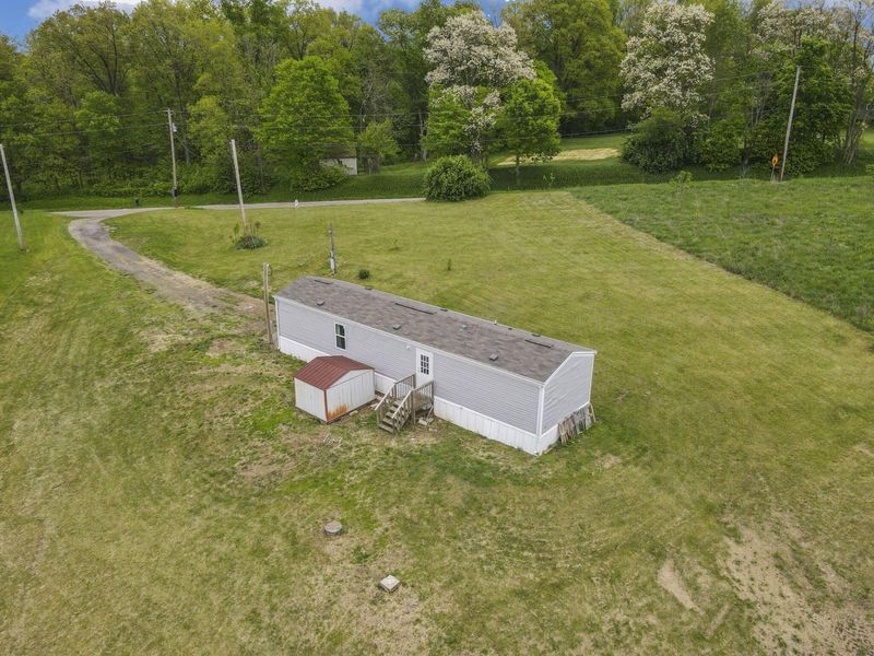 7925 Hunter Road SW, Amanda, OH 43102 Photo 1