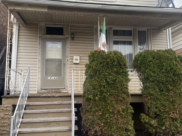 10143 S Avenue L Avenue , Unit 1, Chicago, IL 60617