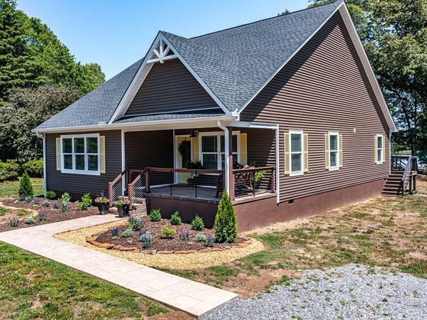 1198 Coan Harbour Drive, LOTTSBURG, VA 22511
