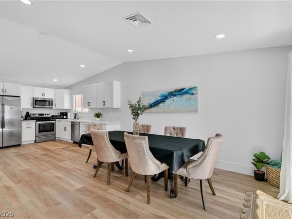 6191 Bullion Boulevard, Las Vegas, NV 89103