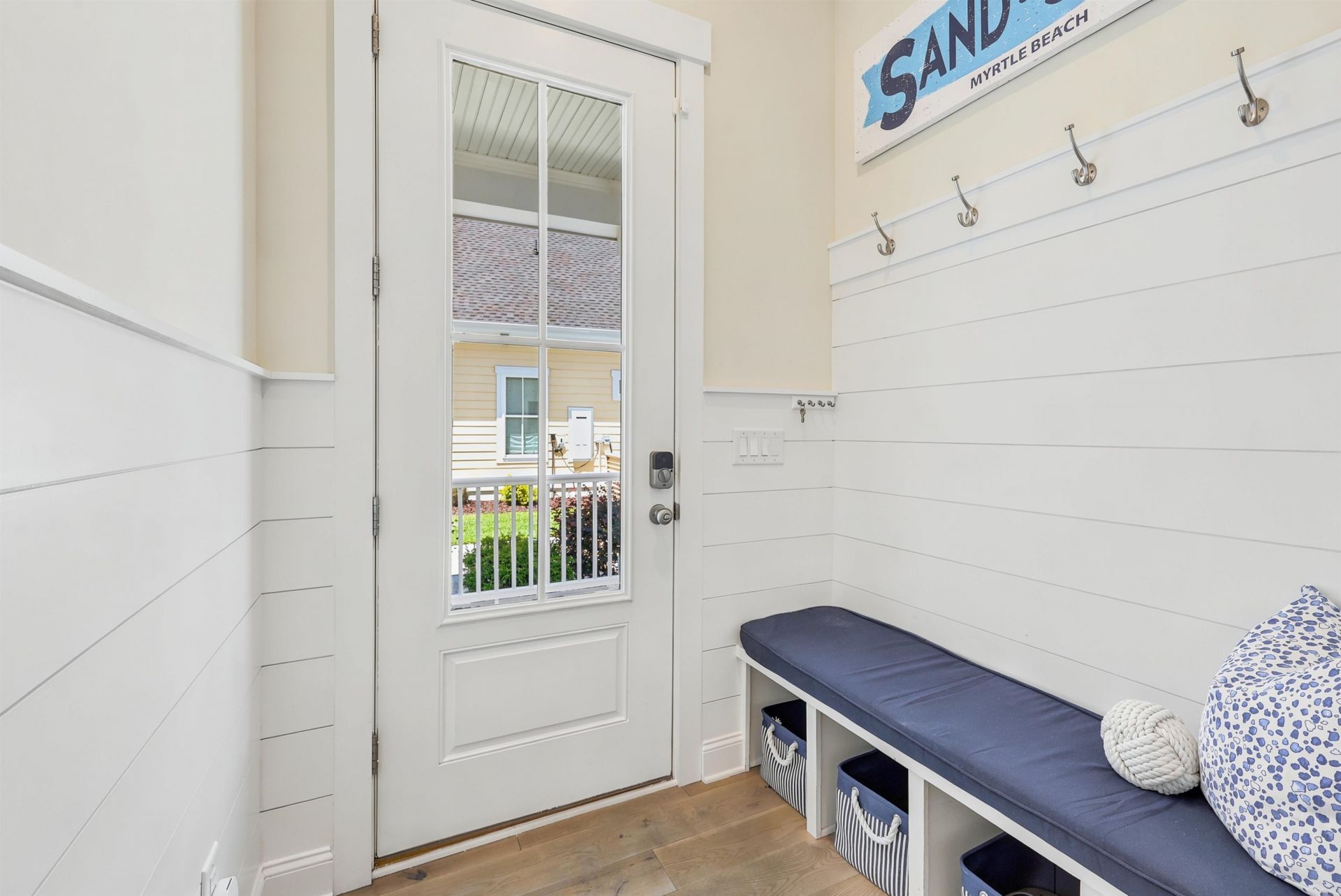 8304 Sandlapper Way Photo 27
