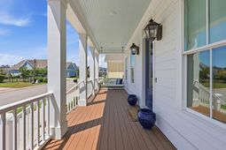 8304 Sandlapper Way photo 4