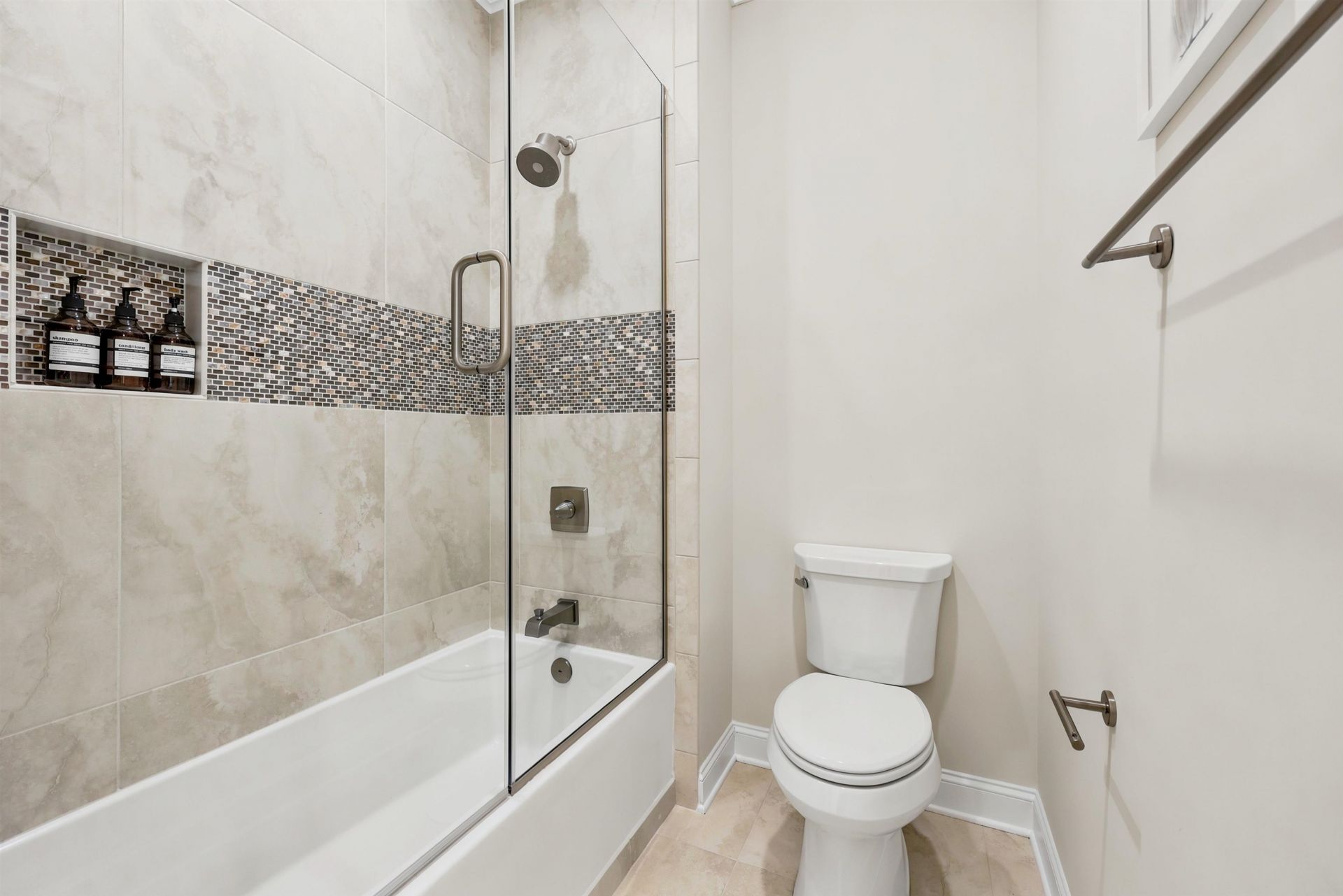 8304 Sandlapper Way Photo 40