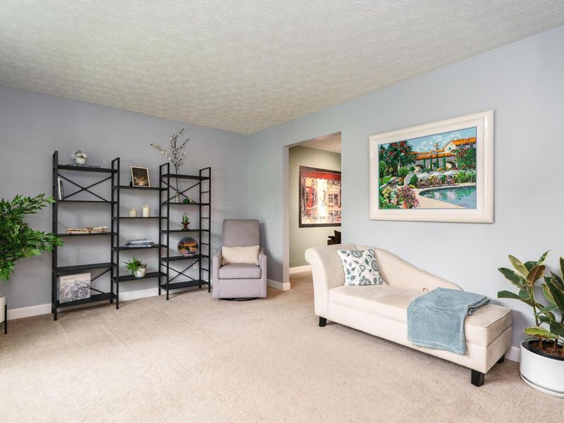 256 Carlin Court W, Columbus, OH 43230 Photo 7