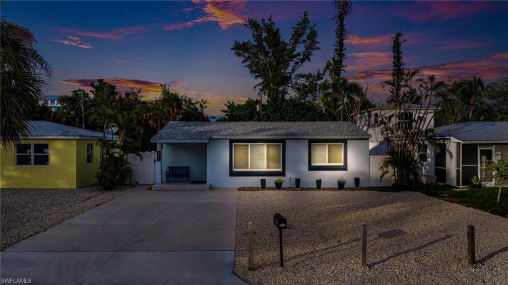 4831 Coquina Rd , Fort Myers Beach, FL 33931 Photo