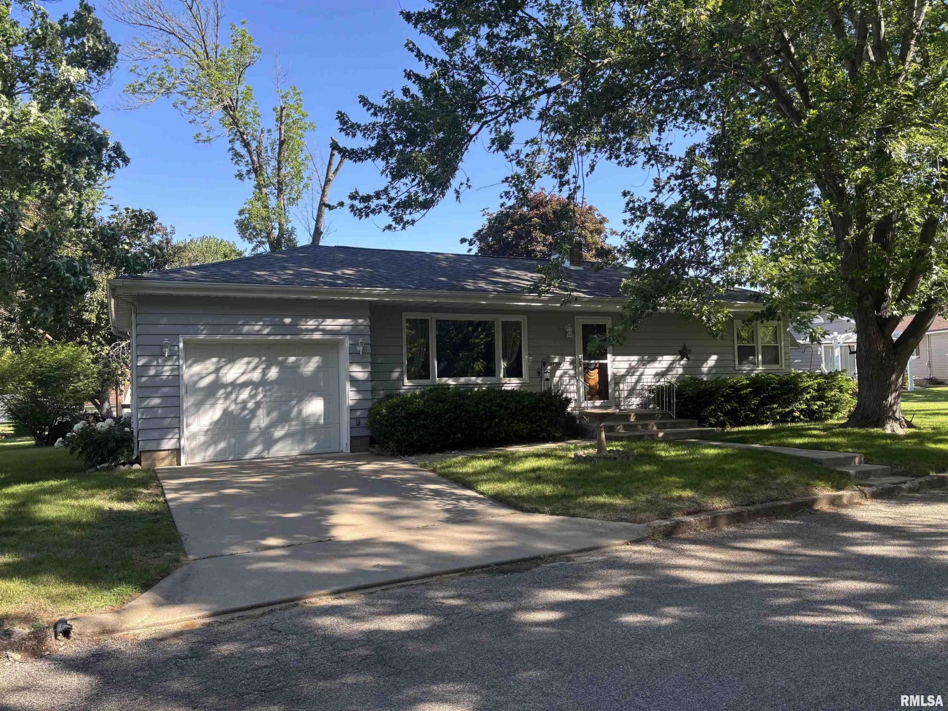 615 S Fulton Street, Lacon, IL 61540 Main Photo
