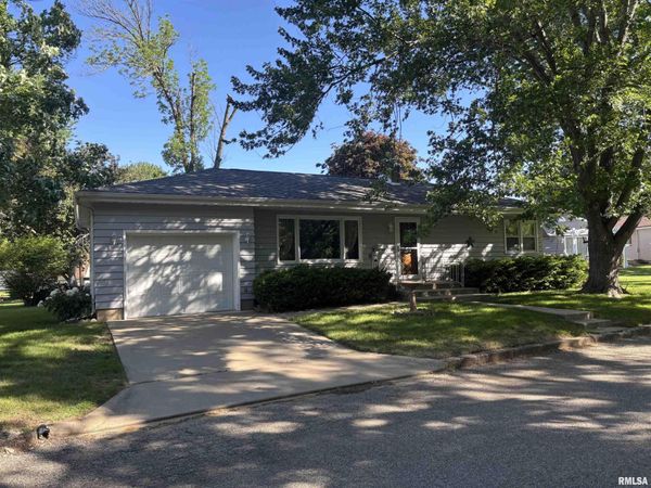 615 S FULTON Street, Lacon, IL 61540