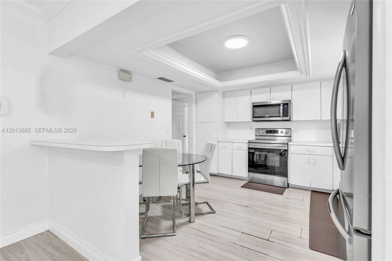 1600 NW 120th Ave, Pembroke Pines, FL 33026 Photo