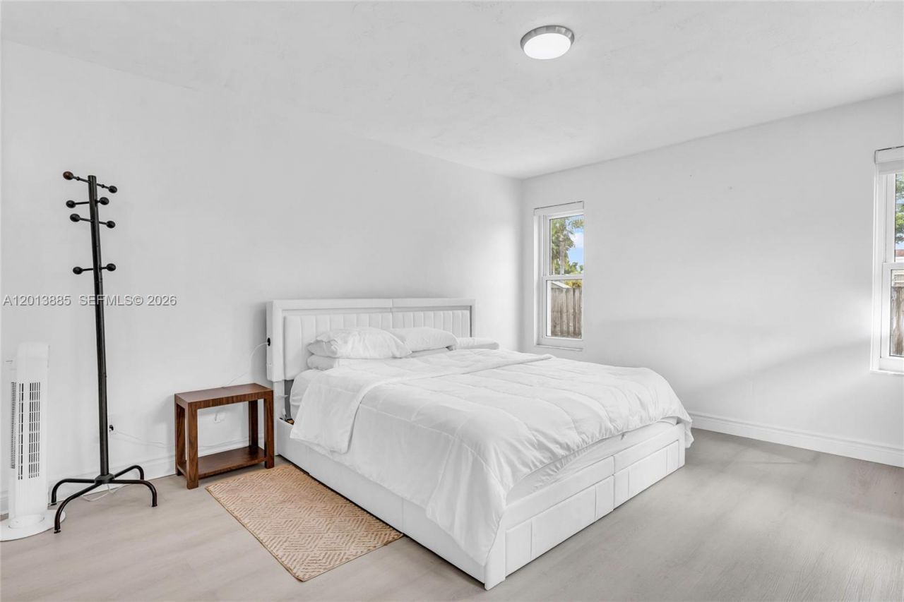 1600 NW 120th Ave, Pembroke Pines, FL 33026 Photo