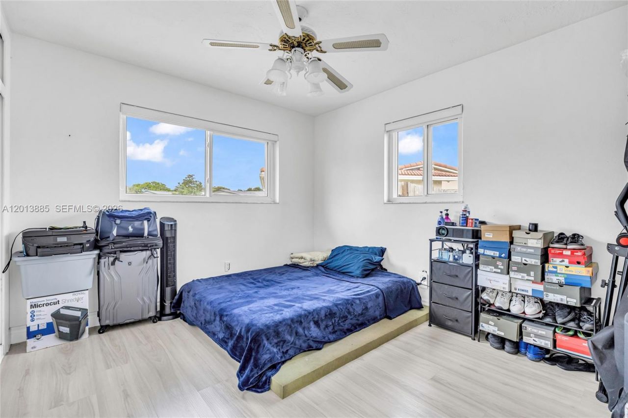 1600 NW 120th Ave, Pembroke Pines, FL 33026 Photo