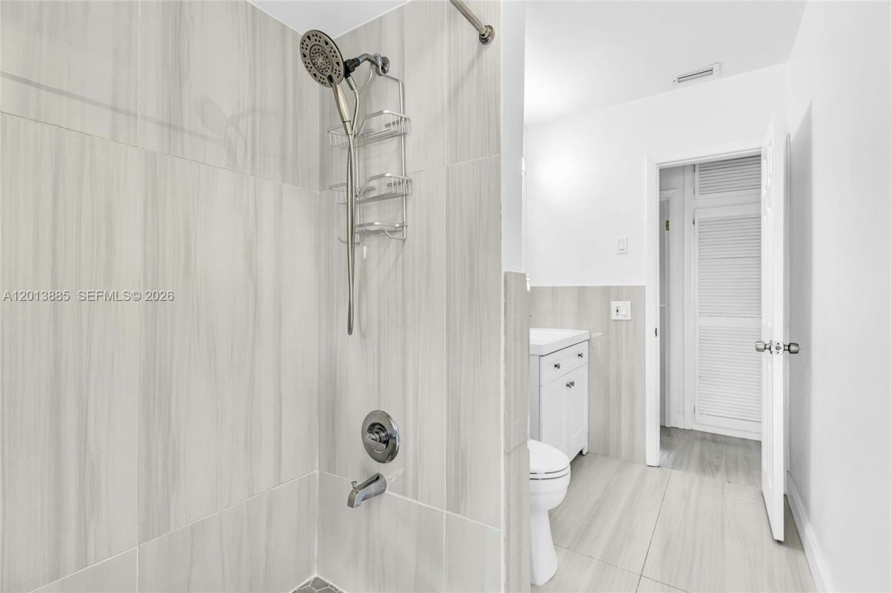 1600 NW 120th Ave, Pembroke Pines, FL 33026 Photo