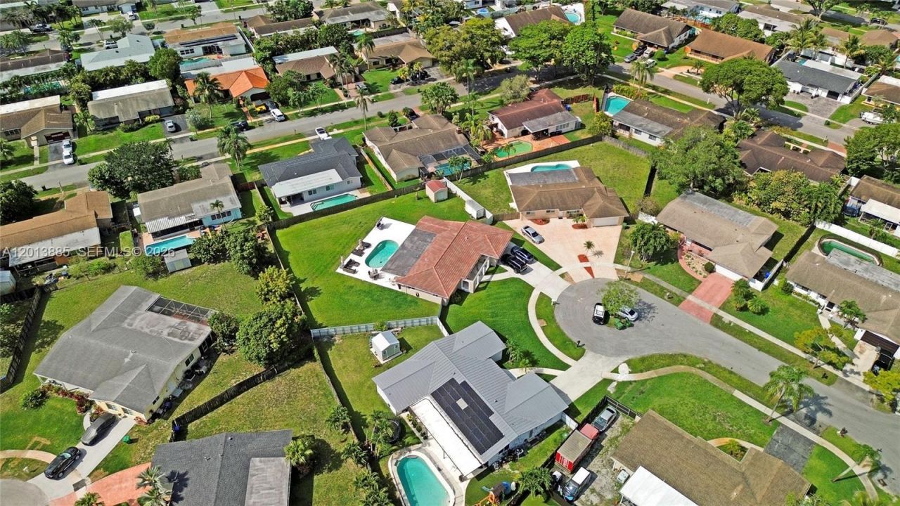 1600 NW 120th Ave, Pembroke Pines, FL 33026 Photo