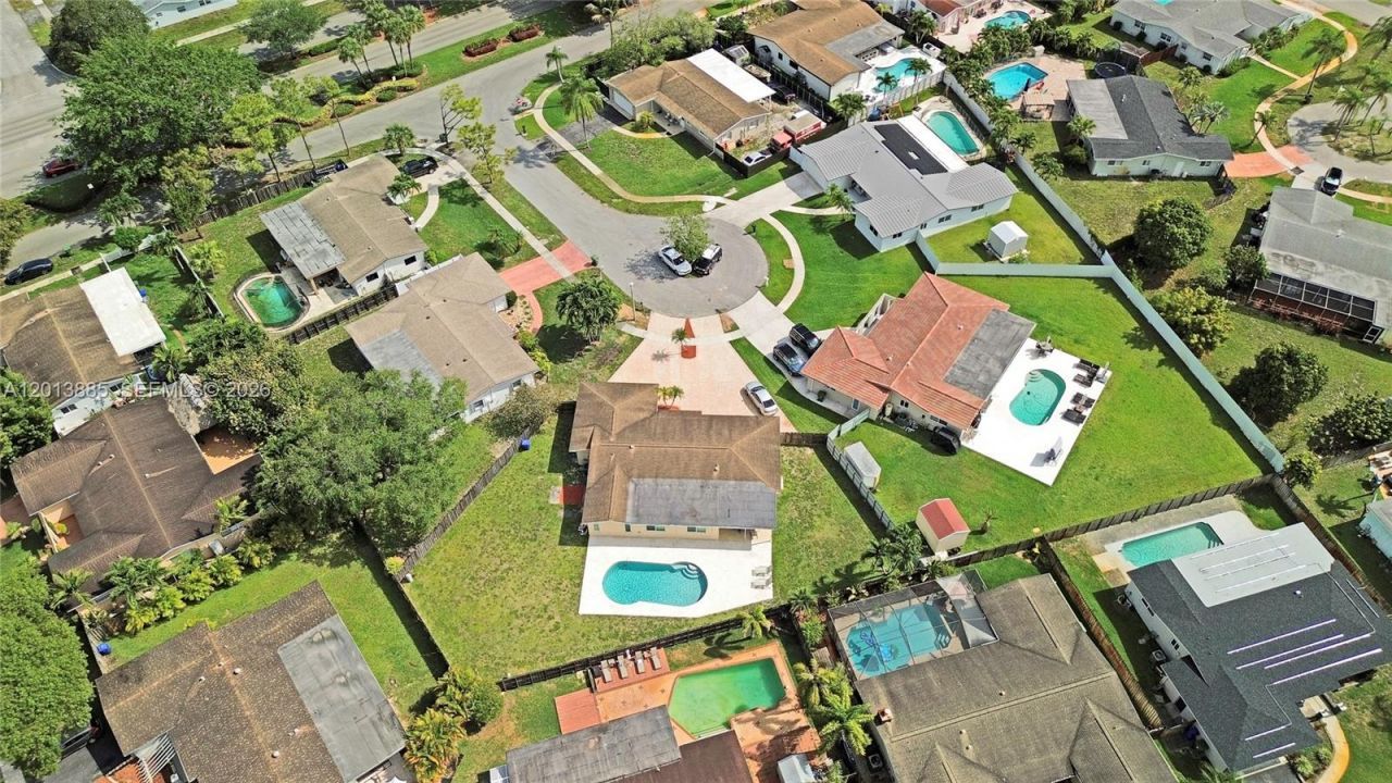 1600 NW 120th Ave, Pembroke Pines, FL 33026 Photo