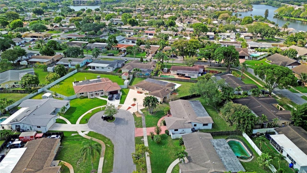 1600 NW 120th Ave, Pembroke Pines, FL 33026 Photo