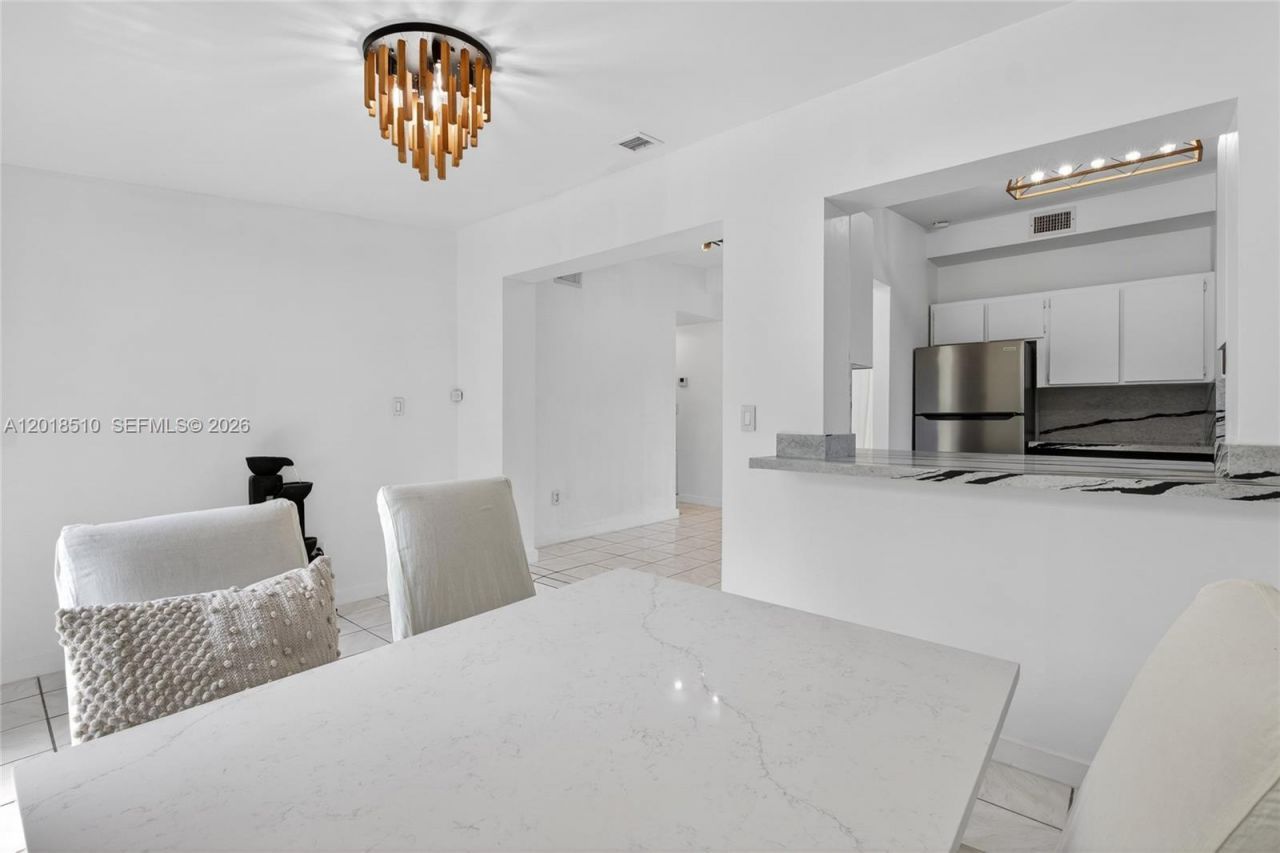 4130 NE 17th Ave , Pompano Beach, FL 33064 Photo