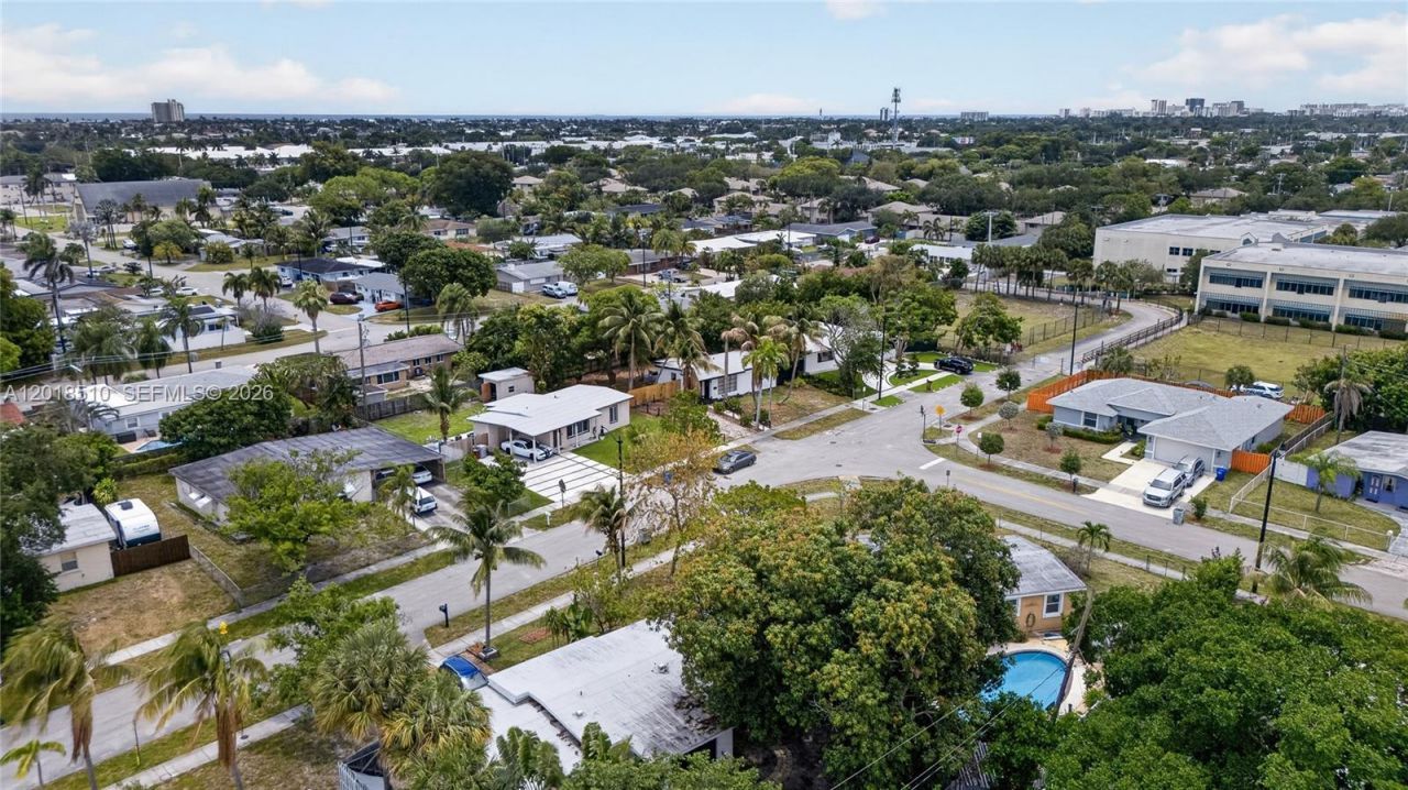 4130 NE 17th Ave , Pompano Beach, FL 33064 Photo