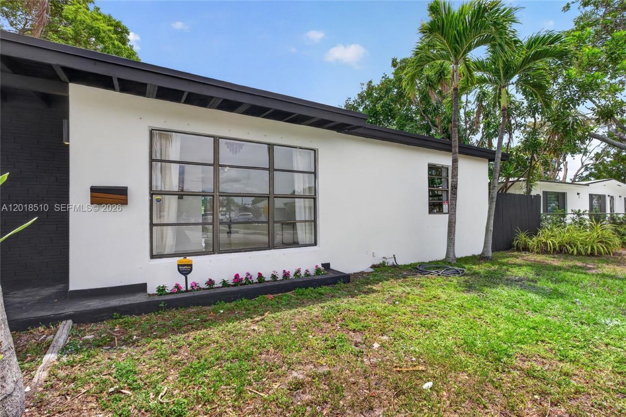 4130 NE 17th Ave , Pompano Beach, FL 33064 Photo