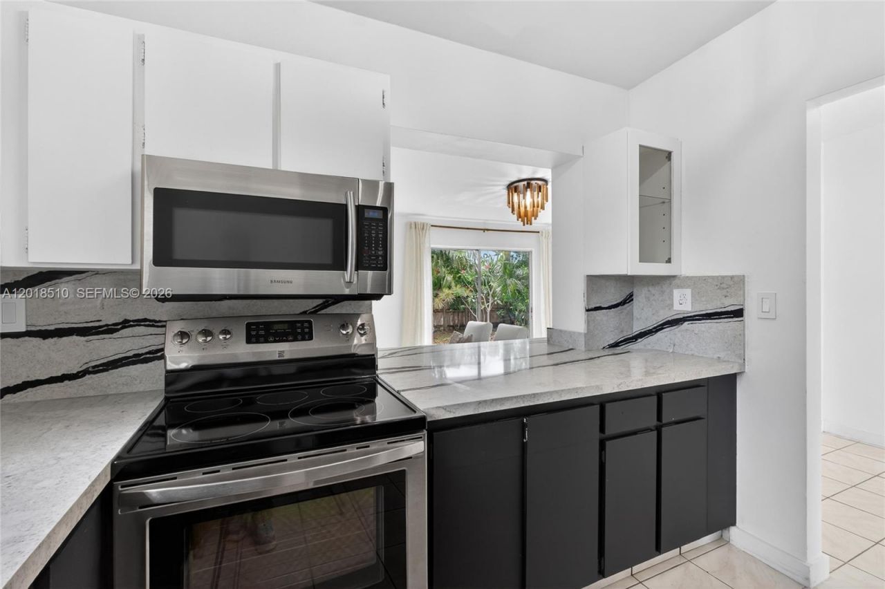 4130 NE 17th Ave , Pompano Beach, FL 33064 Photo