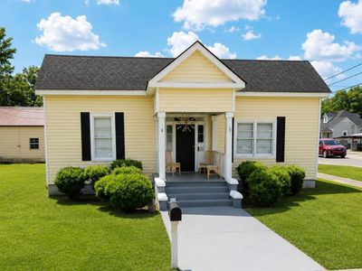 48 W Huggins Street, Manning, SC 29102