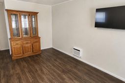48 W Huggins Street photo 4
