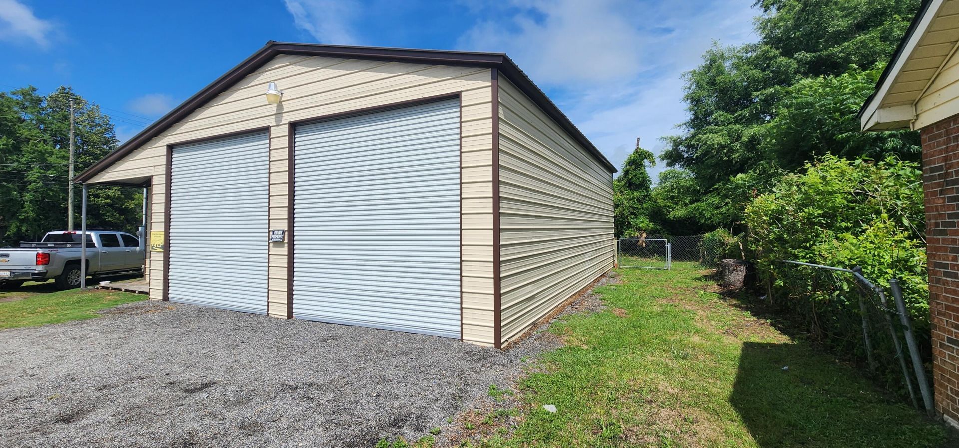 48 W Huggins Street Photo 8