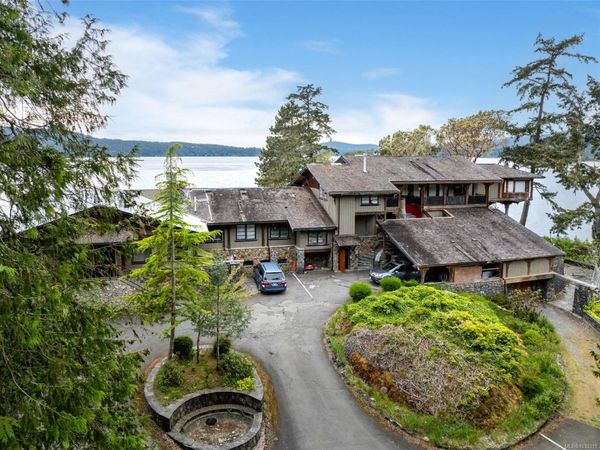 1424 Gillespie Rd , Sooke, BC V9Z 0Z2