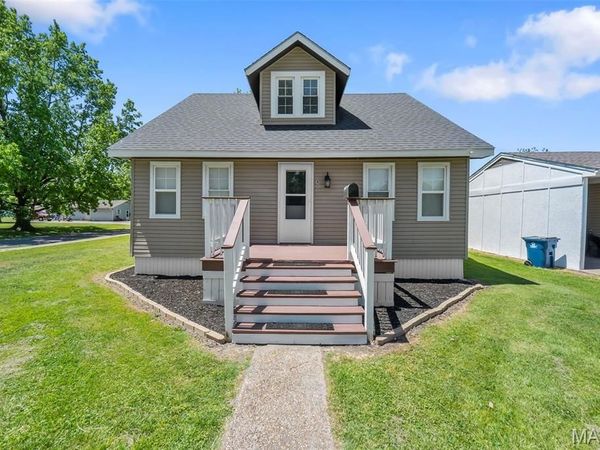 401 N 3rd Street, Chaffee, MO 63740