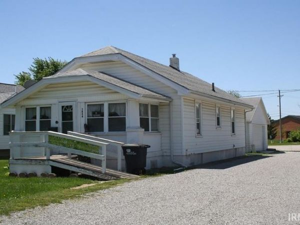 1854 S JACKSON ST., Frankfort, IN 46041