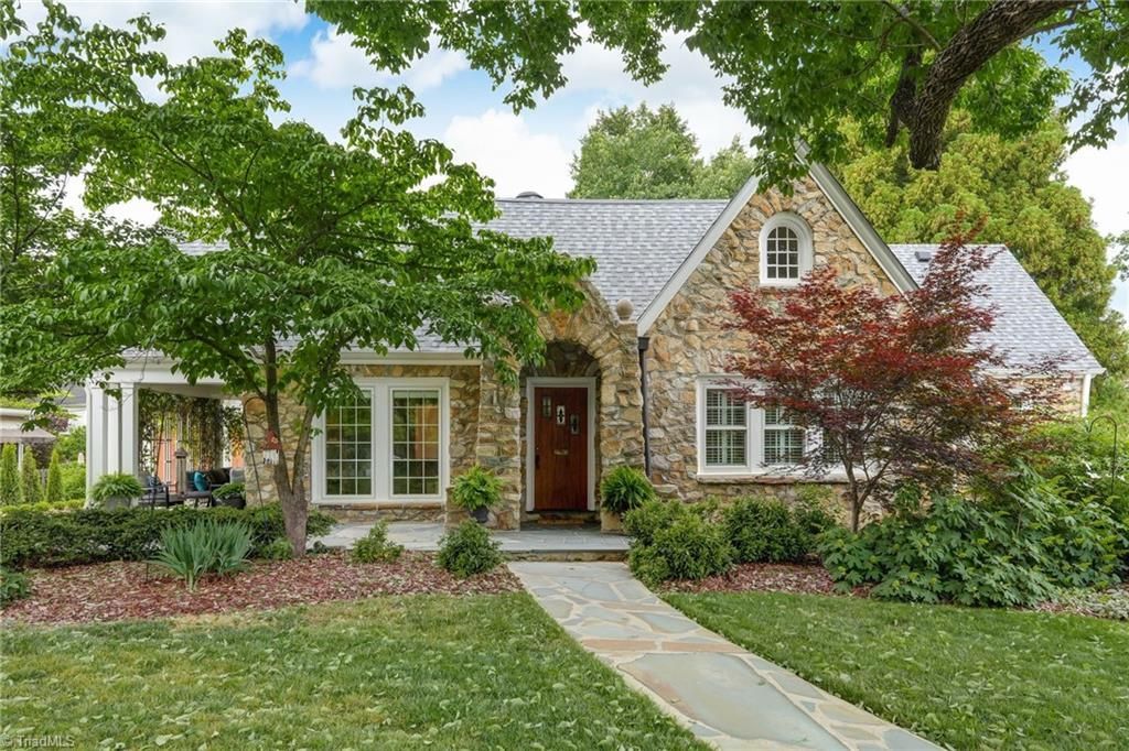 108 Arden Place, Greensboro, NC 27403 Main Photo