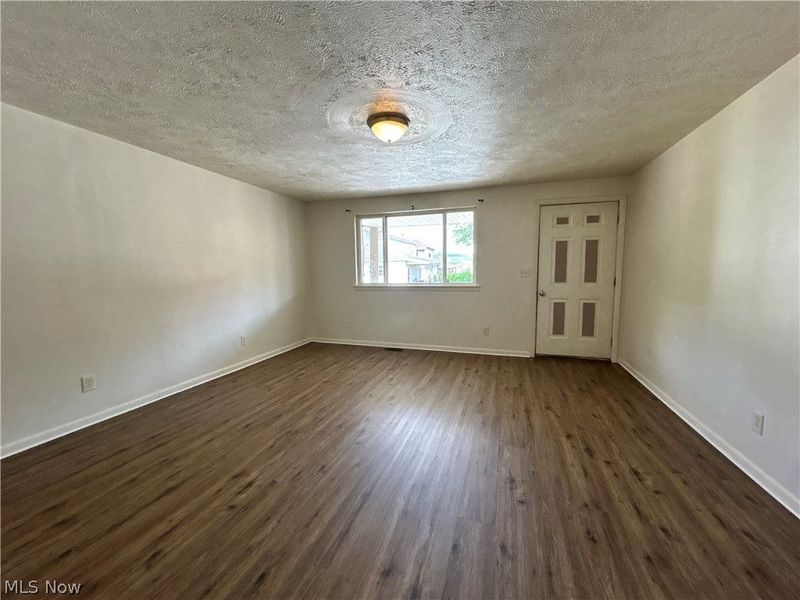 209 Maryland Street, Unit Tilt, Tiltonsville, OH 43963 Photo 2