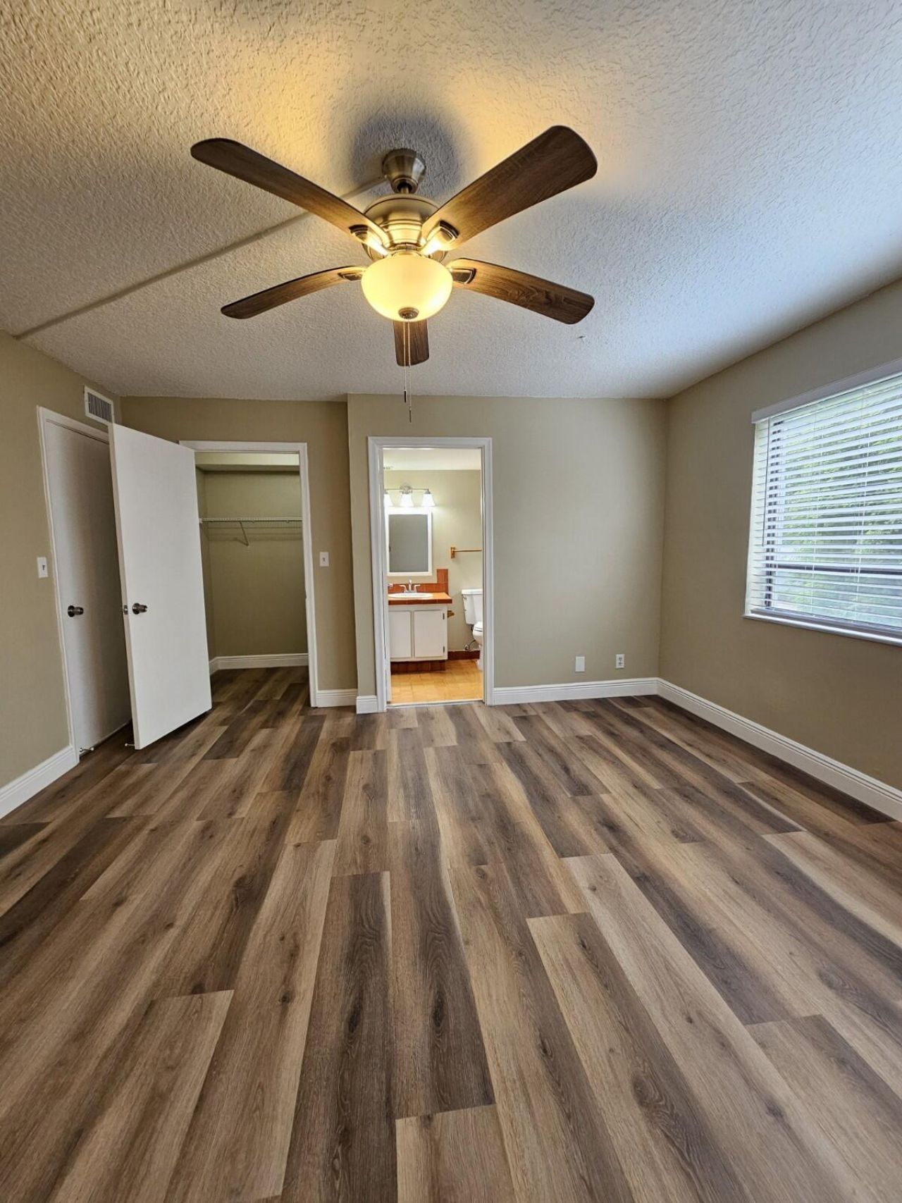 1700 N Congress Avenue, Unit 206, West Palm Beach, FL 33401 Photo