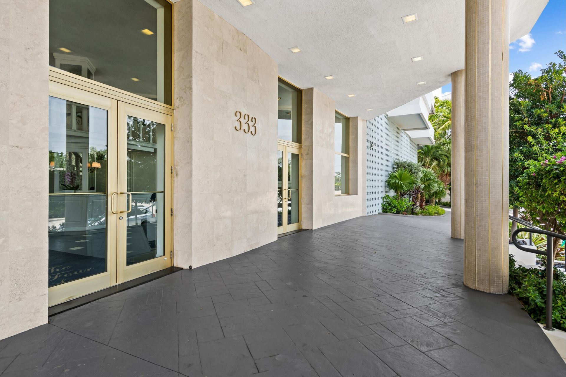 333 Sunset Drive, Unit 404, Fort Lauderdale, FL 33301 Photo