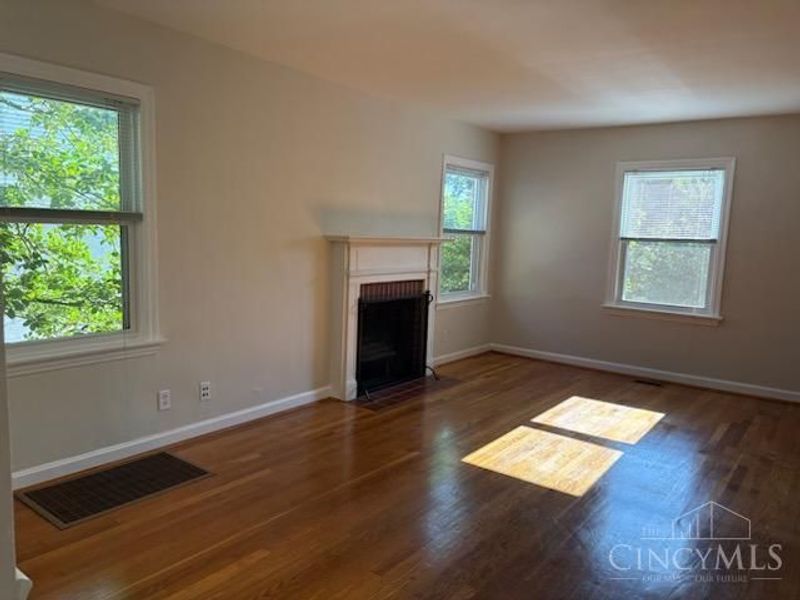 4408 Grove Avenue, Mariemont, OH 45227 Photo 6