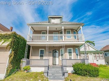 2311 BOTSFORD Street, Hamtramck, MI 48212