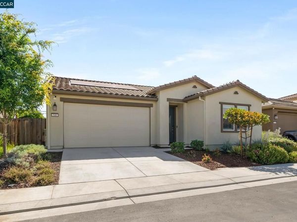 540 Vanek Dr., Oakley, CA 94561