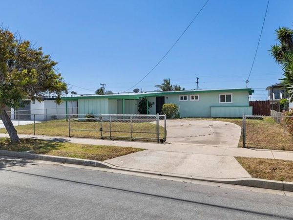 817 Holly Ave., Imperial Beach, CA 91932