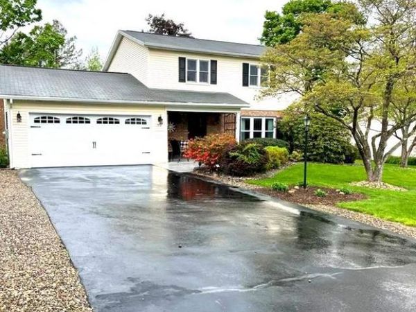 512 MONTCLAIR LANE , BOALSBURG, PA 16827