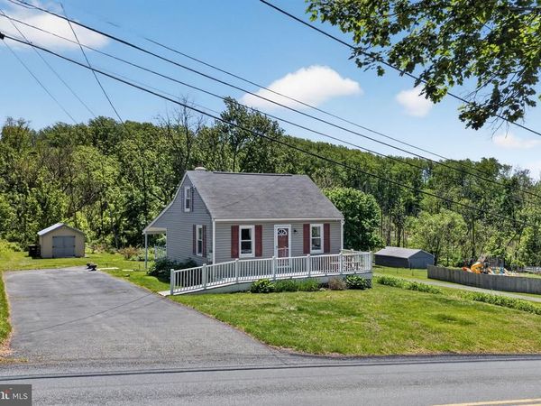 905 ENGLESVILLE HILL ROAD, BOYERTOWN, PA 19512