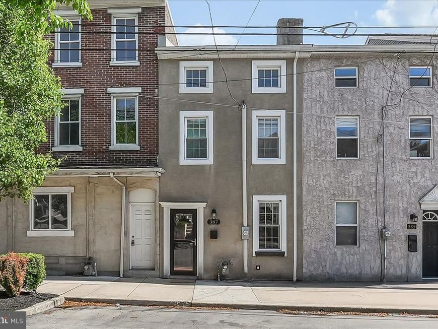 387 E Hector Street, Conshohocken, PA 19428 Main Photo