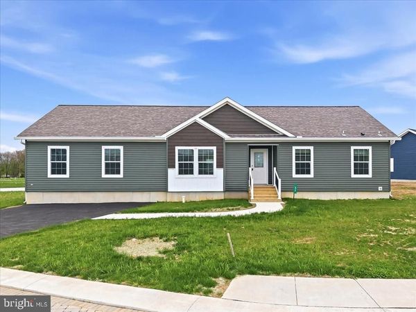 1318 AYLESBURY ROAD , WALNUTPORT, PA 18088
