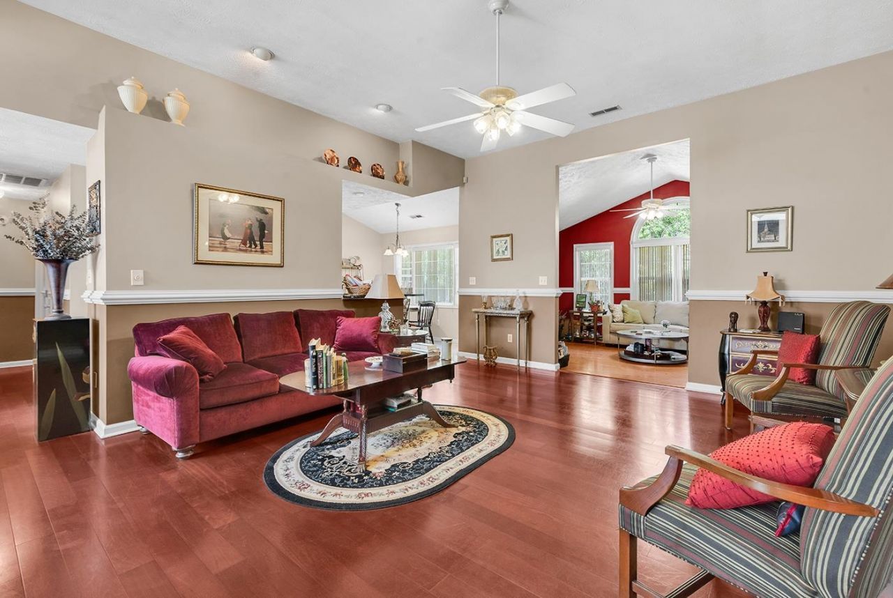 4001 Grousewood Dr. Photo 10